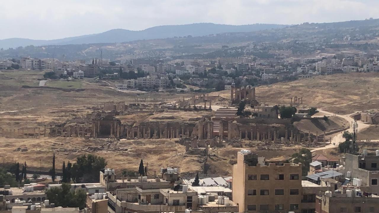 Dream House Hotel Jerash Gérasa Exterior foto